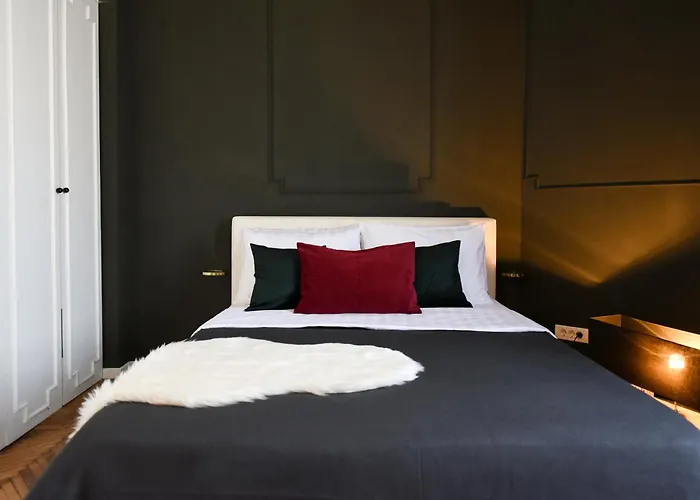 アパート Brancovenian Wonder - 3br Near Cismigiu Park ブカレスト