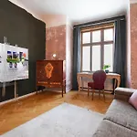 Brancovenian Wonder - 3br Near Cismigiu Park