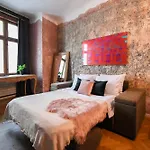 Brancovenian Wonder - 3br Near Cismigiu Park Apartment