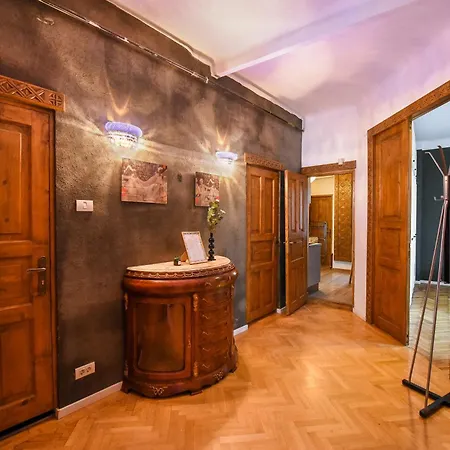 Brancovenian Wonder - 3br Near Cismigiu Park *