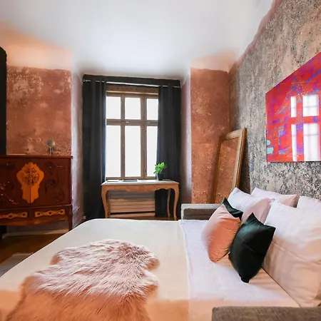 Brancovenian Wonder - 3br Near Cismigiu Park Bucharest