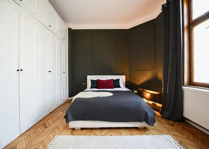 Brancovenian Wonder - 3br Near Cismigiu Park Апартаменты