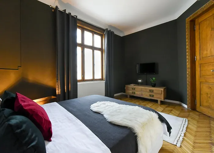 Brancovenian Wonder - 3br Near Cismigiu Park Апартаменты