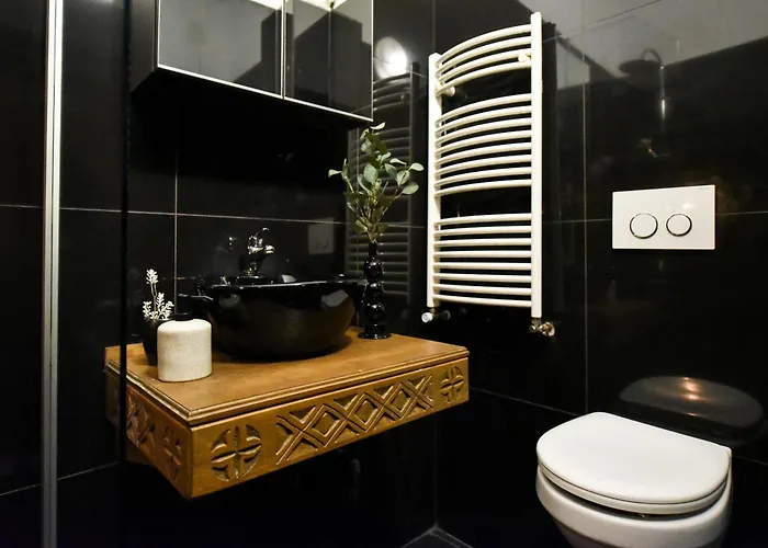 Brancovenian Wonder - 3br Near Cismigiu Park Бухарест
